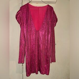 Pink shiny dress bought it for 50 selling for 35